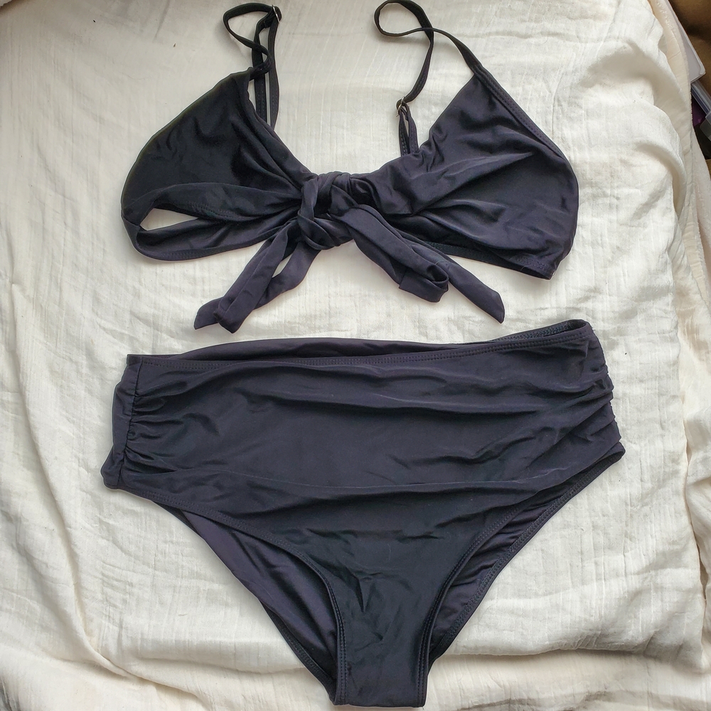 Nip Tuck Swim Elegant Black Bikini Set Size 12/14